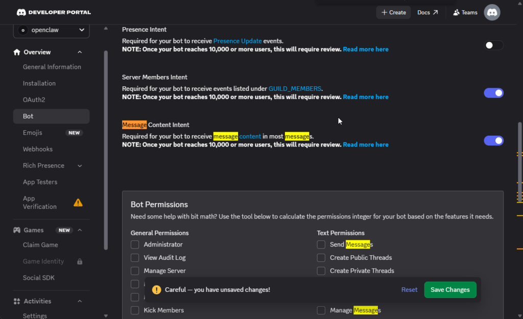 Discord Bot 설정 화면에서 Message Content Intent를 활성화하는 모습